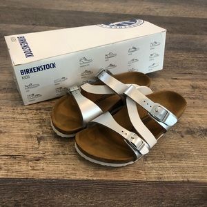 Birkenstock Salina soft metallic sandal Size 33 NIB